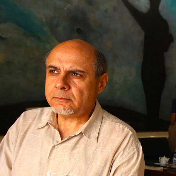 Enrico Mario Santí